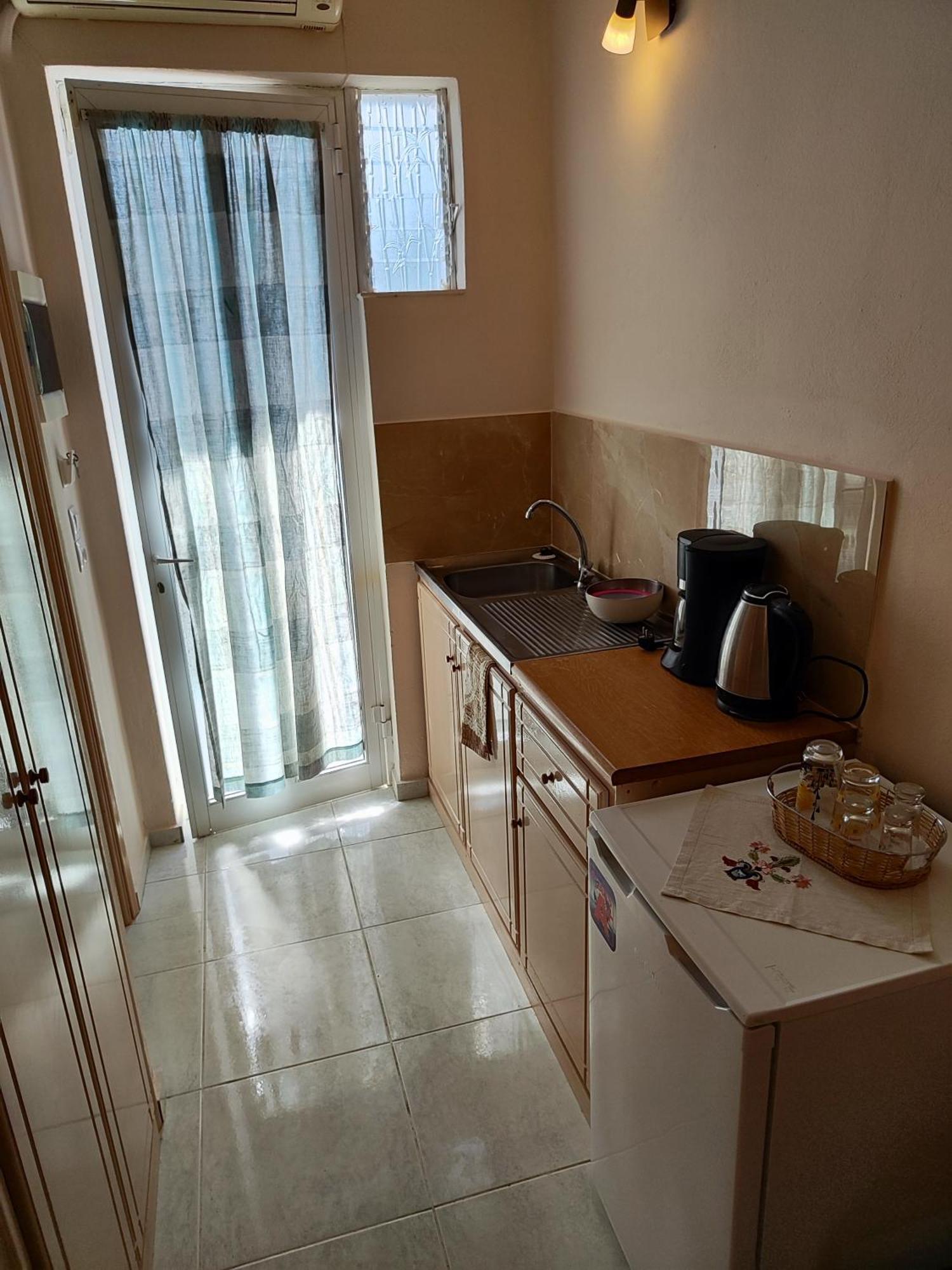 Yanna Studios & Apartments チィリヴィ エクステリア 写真